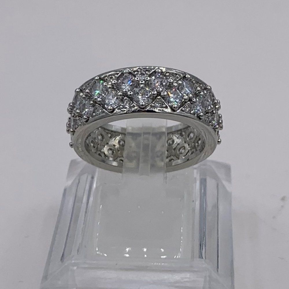 Ring, new, no tags, 925 sterling silver, sz 7, cigar band, quality CZ